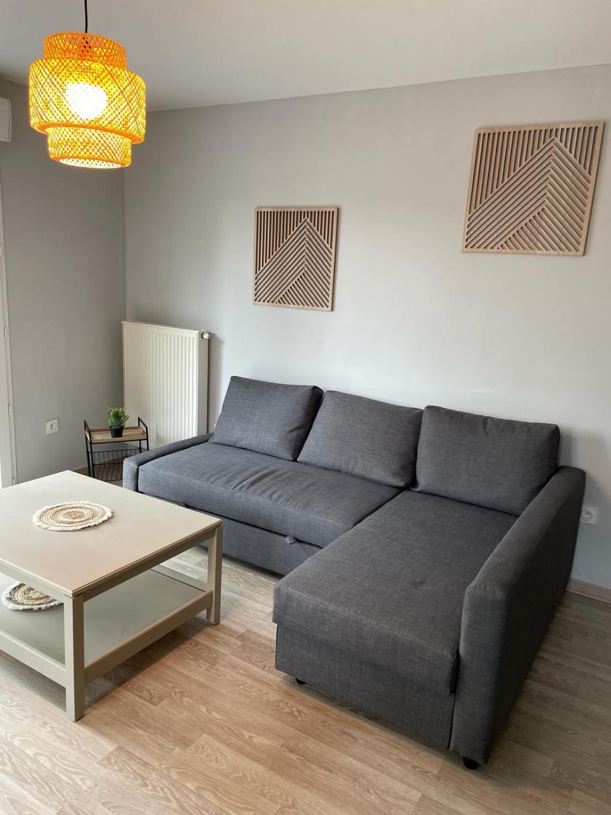 Appartement 2 Chambres Avec Terrasse Et Garage Saint-Andre-lez-Lille Esterno foto